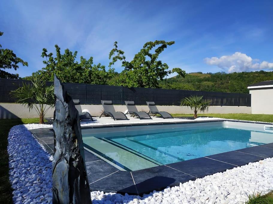 Chambre & Sdb Privee Avec Piscine En Bord De Via Rhona Sarras Ngoại thất bức ảnh